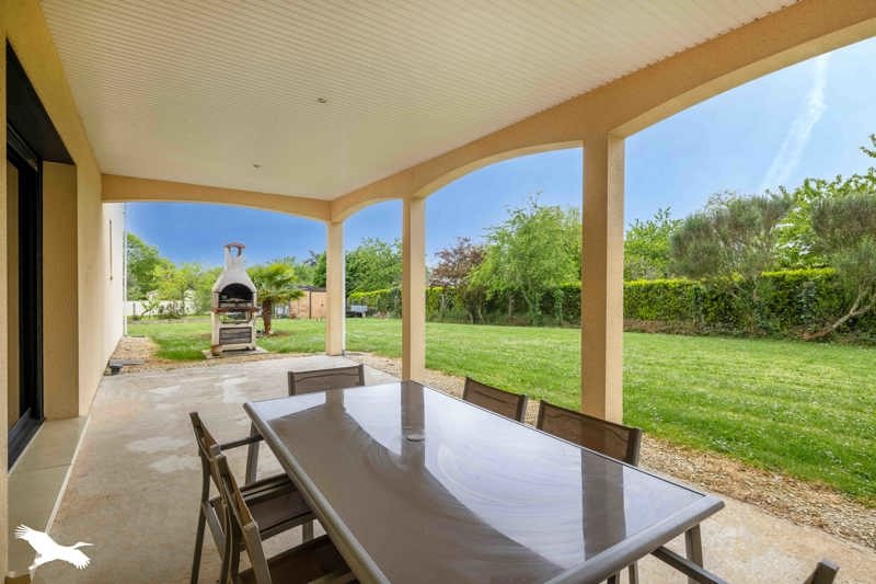 Vente Maison RUFFEC - 5 pièces -131 m² - (16700)