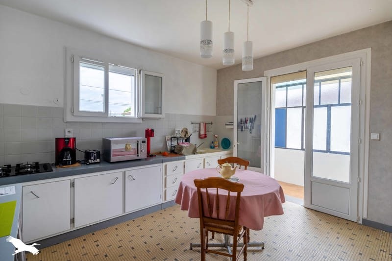 Vente Maison RUFFEC - 5 pièces -172 m² - (16700)