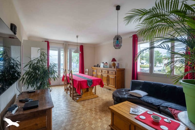 Vente Maison RUFFEC - 5 pièces -172 m² - (16700)