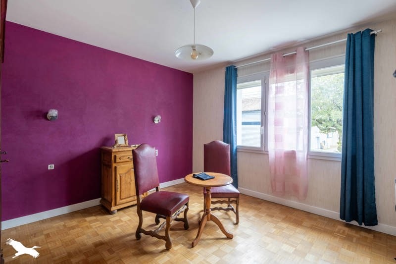 Vente Maison RUFFEC - 5 pièces -172 m² - (16700)