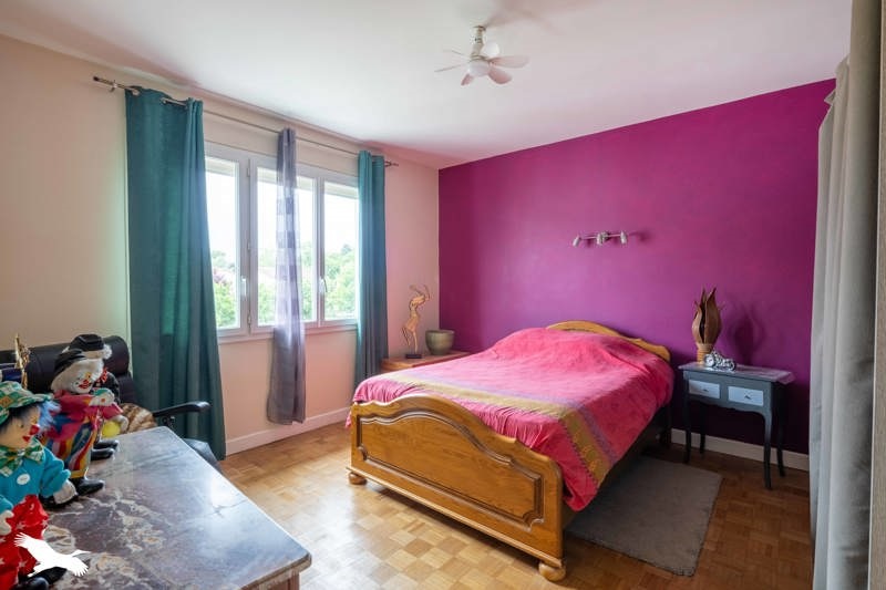 Vente Maison RUFFEC - 5 pièces -172 m² - (16700)
