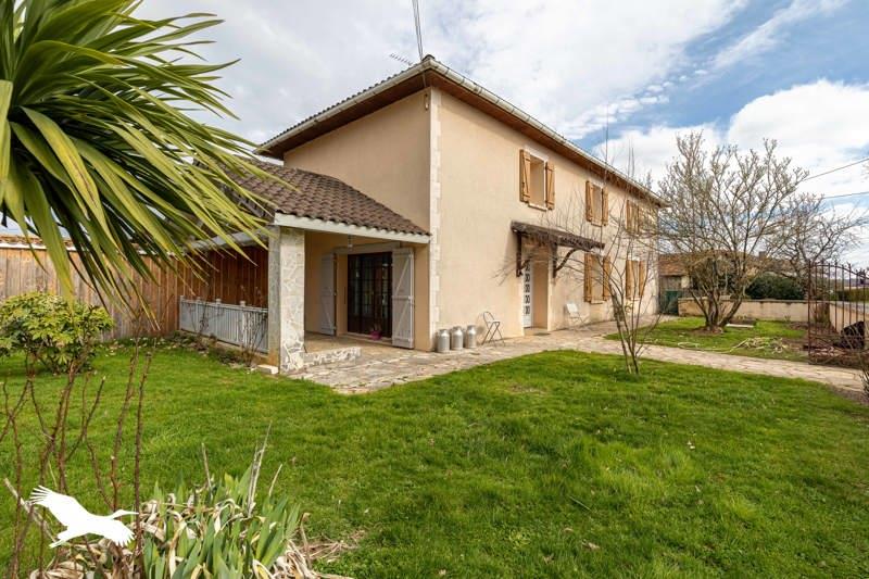 Vente Maison NANTEUIL EN VALLEE 16700 5 pièces - 136 m²