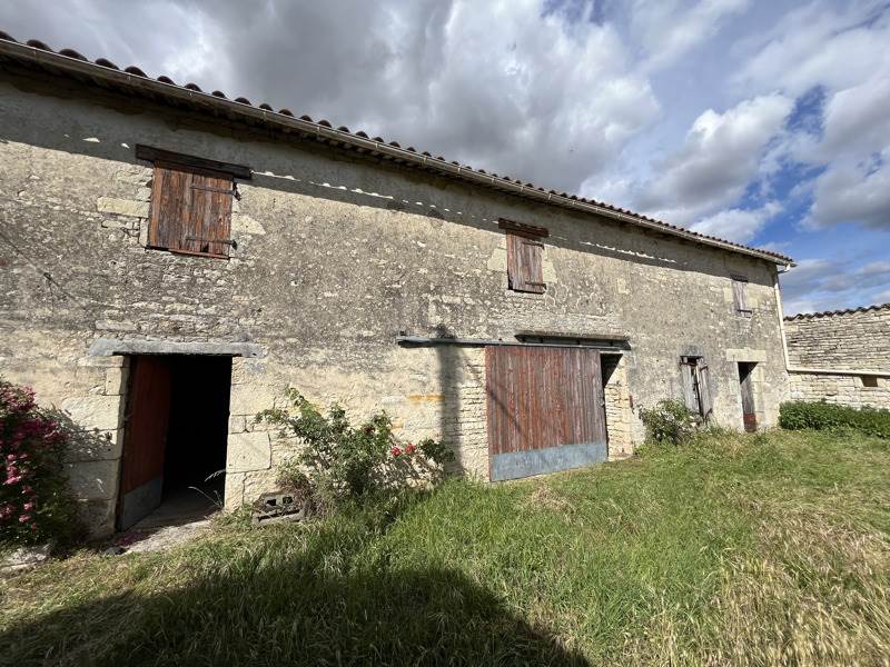 Vente Maison LUPSAULT - 3 pièces -88 m² - (16140)