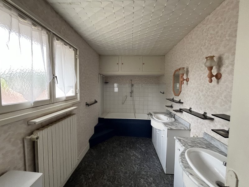 Vente Maison COULONGES - 4 pièces -122 m² - (16330)