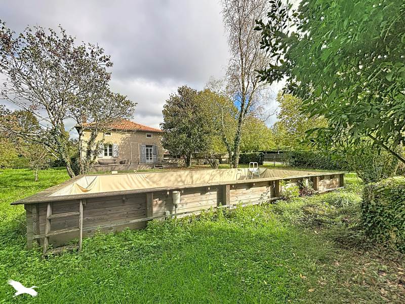 Vente Maison Poursac 16700 4 pièces - 124 m²