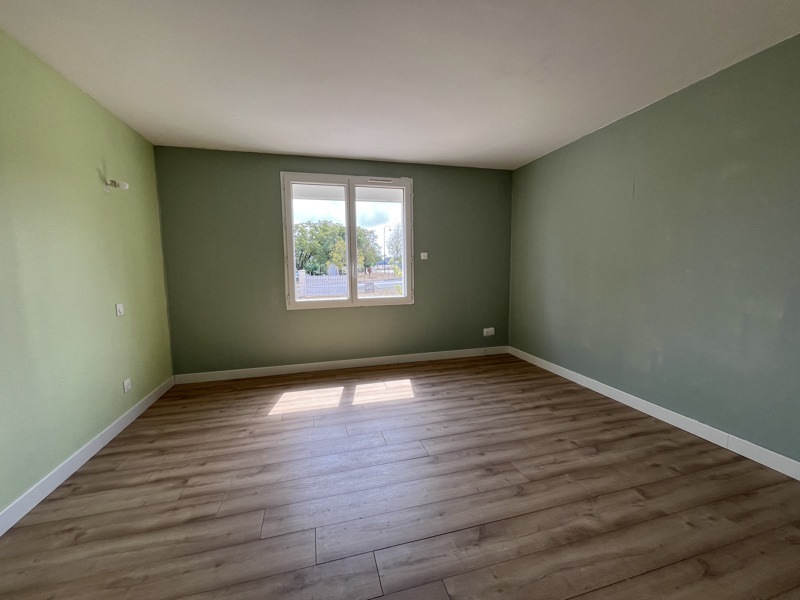 Vente Maison TAIZE AIZIE - 6 pièces -152 m² - (16700)