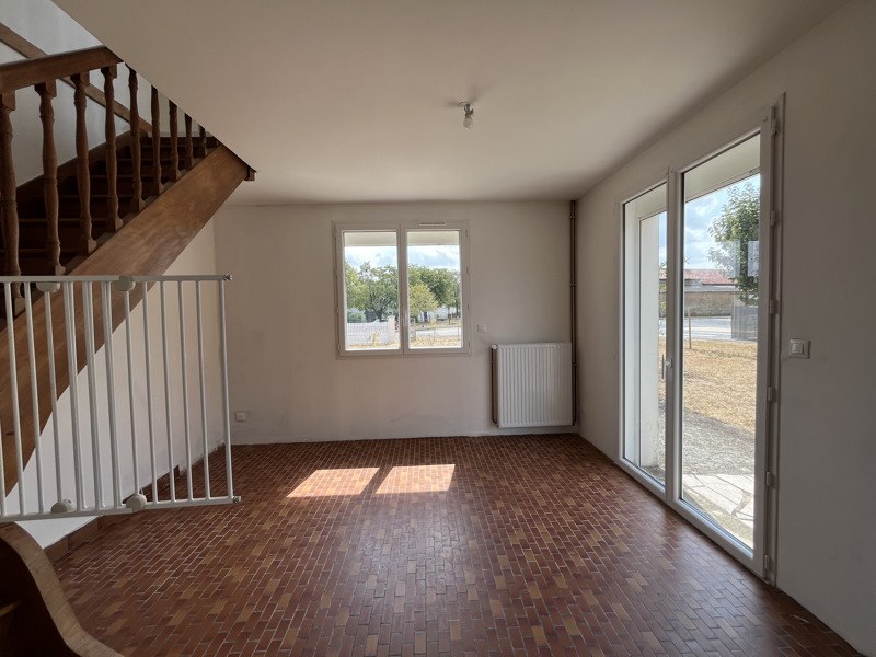 Vente Maison TAIZE AIZIE - 6 pièces -152 m² - (16700)