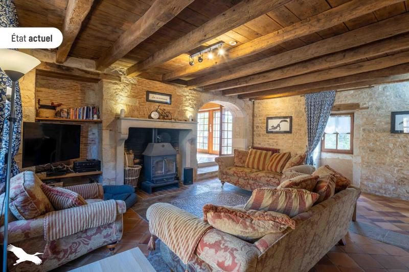 Vente Maison NANTEUIL EN VALLEE - 9 pièces -294 m² - (16700)