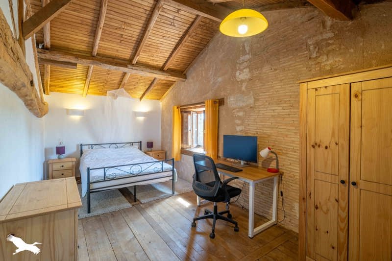Vente Maison NANTEUIL EN VALLEE - 9 pièces -294 m² - (16700)
