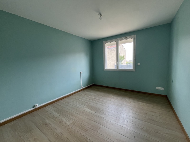 Vente Maison TAIZE AIZIE - 6 pièces -152 m² - (16700)