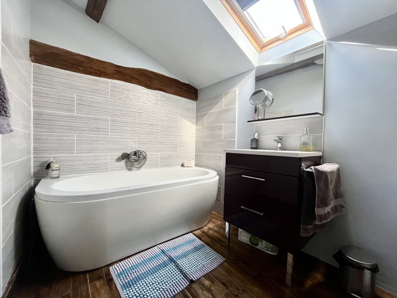 Vente Maison Nanteuil-en-Vallée - 4 pièces -125 m² - (16700)