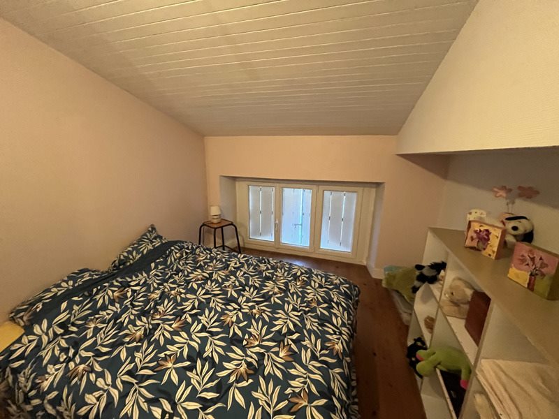 Vente Maison Saint-Laurent-de-Céris - 8 pièces -196 m² - (16450)