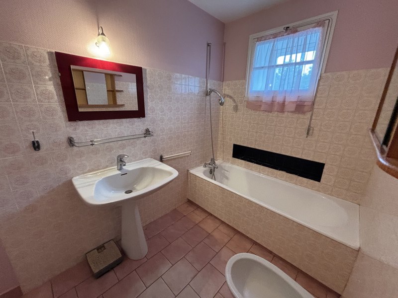 Vente Maison La Faye - 7 pièces -156 m² - (16700)