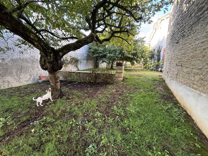 Vente Maison La Faye - 7 pièces -156 m² - (16700)