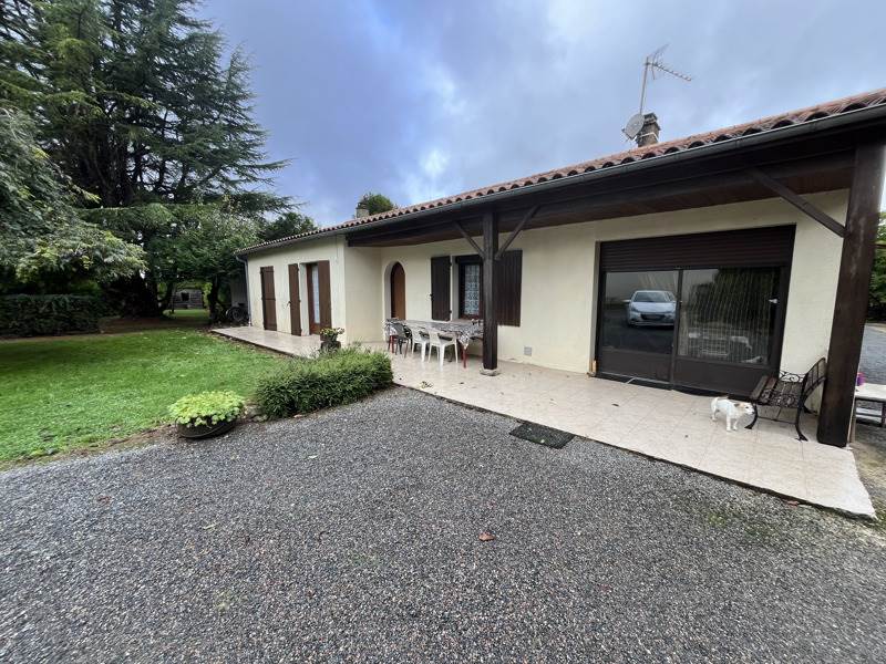 Vente Maison La Magdeleine - 5 pièces -119 m² - (16240)