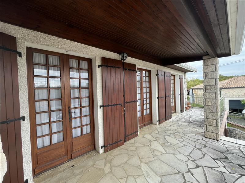 Vente Maison RIVIERES - 4 pièces -78 m² - (16110)