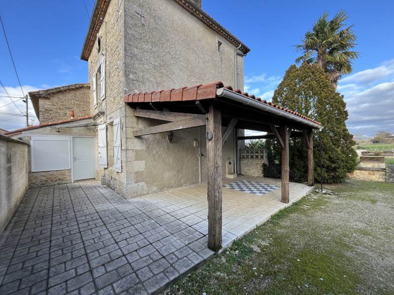 Vente Maison AGRIS 16110 8 pièces - 190 m²