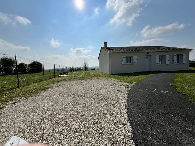 Vente Maison VAL DE BONNIEURE - 6 pièces -92 m² - (16230)