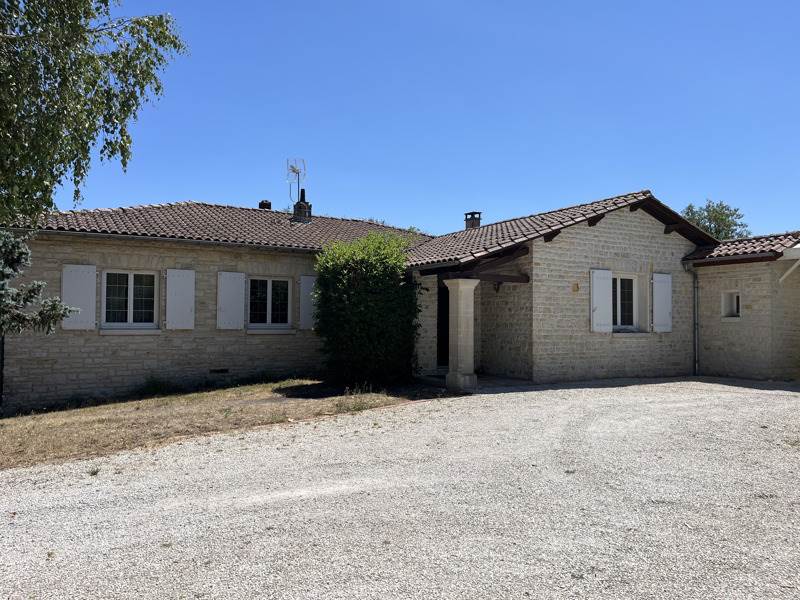 Vente Maison RIVIERES 16110 8 pièces - 222 m²