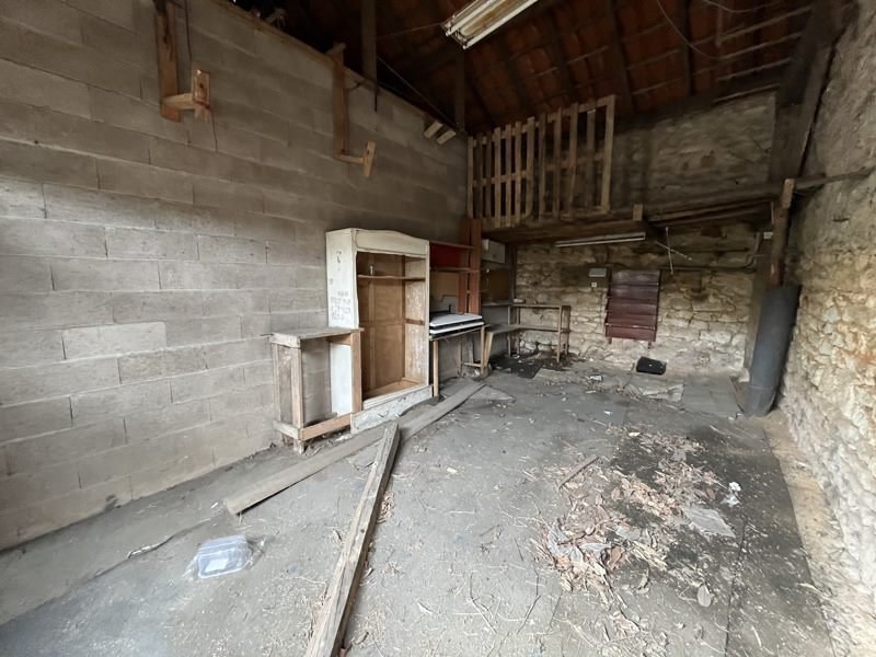 Vente Grange RIVIERES - 1 pièce -190 m² - (16110)