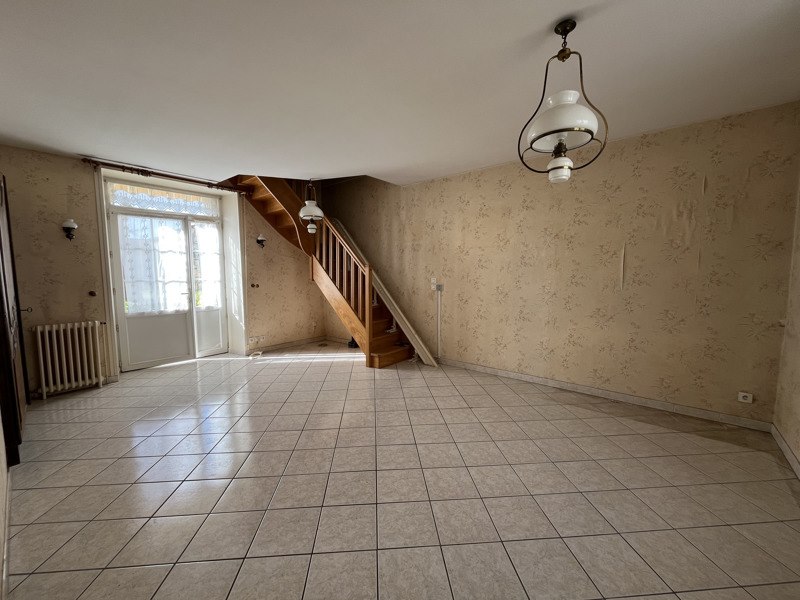 Vente Maison LA ROCHEFOUCAULD EN ANGOUMOIS - 4 pièces -88 m² - (16110)