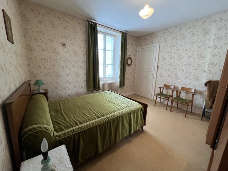 Vente Maison LA ROCHEFOUCAULD EN ANGOUMOIS - 4 pièces -88 m² - (16110)