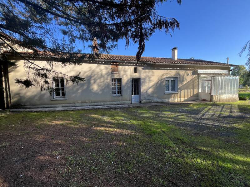 Vente Maison AGRIS - 4 pièces -85 m² - (16110)