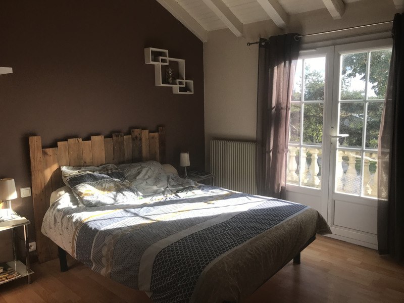 Vente Maison LES PINS - 4 pièces -118 m² - (16260)