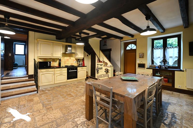 Vente Maison VAL DE BONNIEURE - 7 pièces -198 m² - (16230)