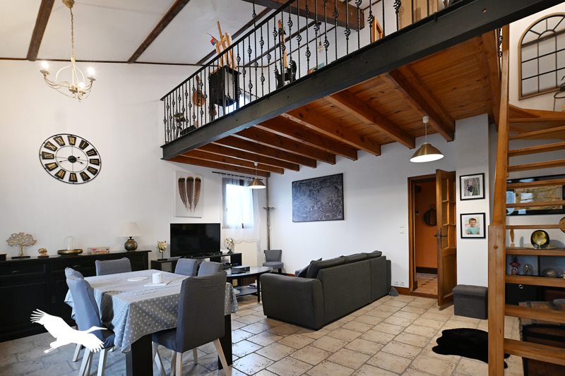 Vente Maison VAL DE BONNIEURE - 7 pièces -198 m² - (16230)