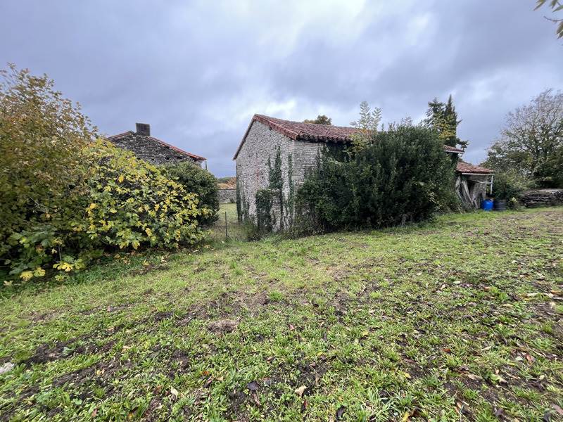 Vente Maison COULGENS - 5 pièces -300 m² - (16560)