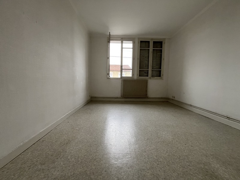 Vente Immeuble LA ROCHEFOUCAULD EN ANGOUMOIS - -  221 m² - (16110)