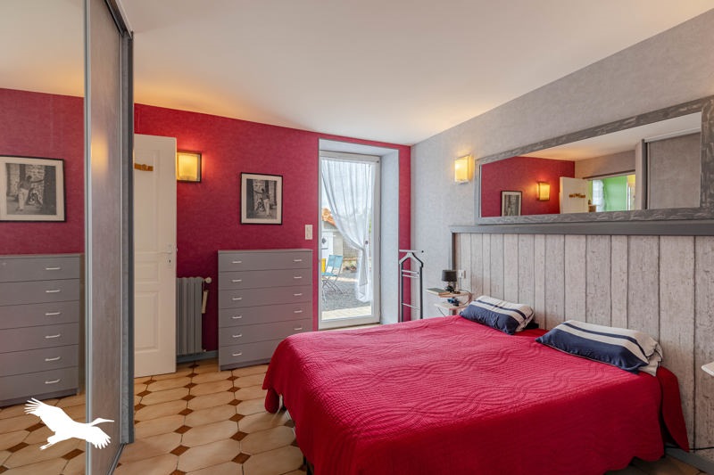 Vente Maison AGRIS - 7 pièces -207 m² - (16110)