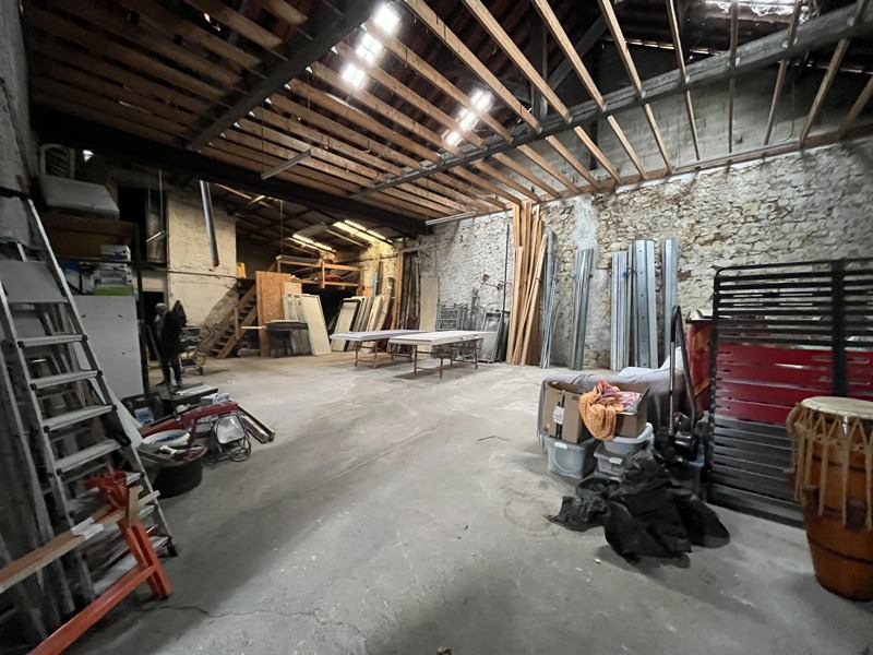 Vente Immeuble LA ROCHEFOUCAULD EN ANGOUMOIS - -  442 m² - (16110)