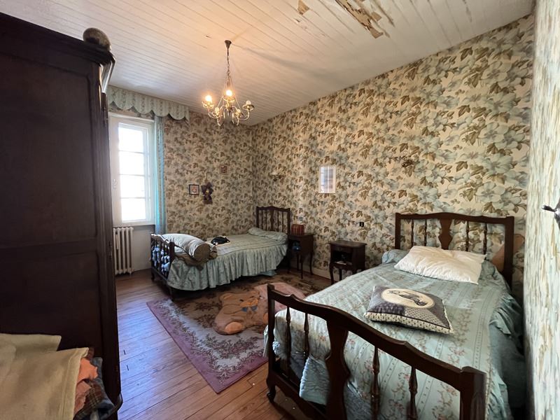 Vente Immeuble LA ROCHEFOUCAULD EN ANGOUMOIS - -  442 m² - (16110)