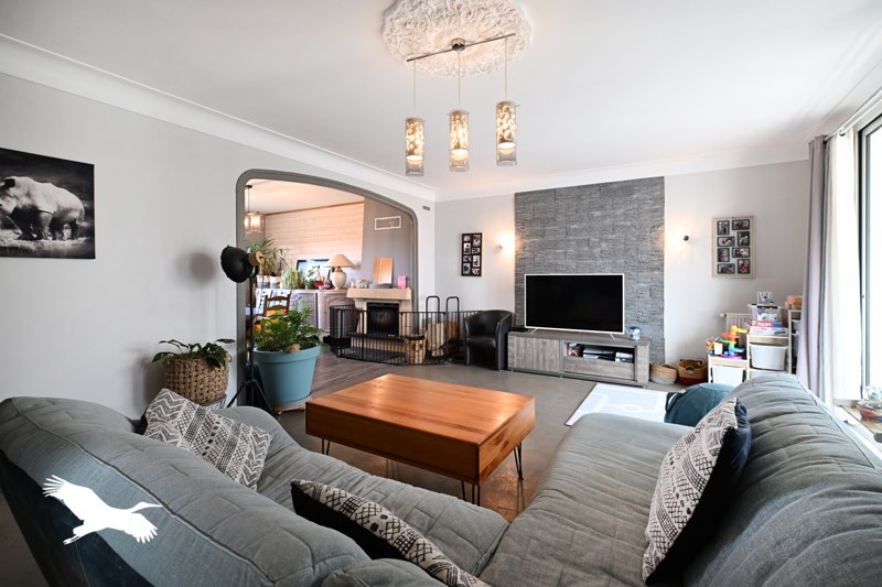 Vente Maison LA ROCHEFOUCAULD EN ANGOUMOIS - 5 pièces -127 m² - (16110)