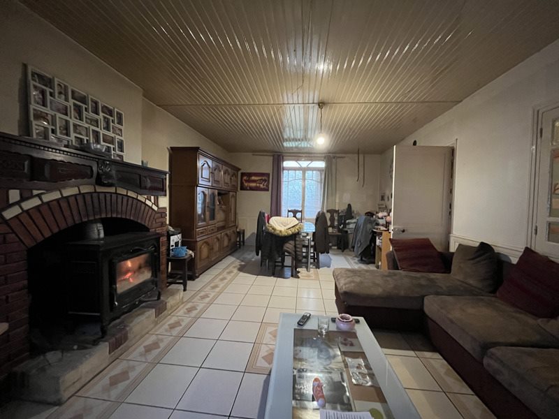 Vente Maison COULGENS - 7 pièces -415 m² - (16560)