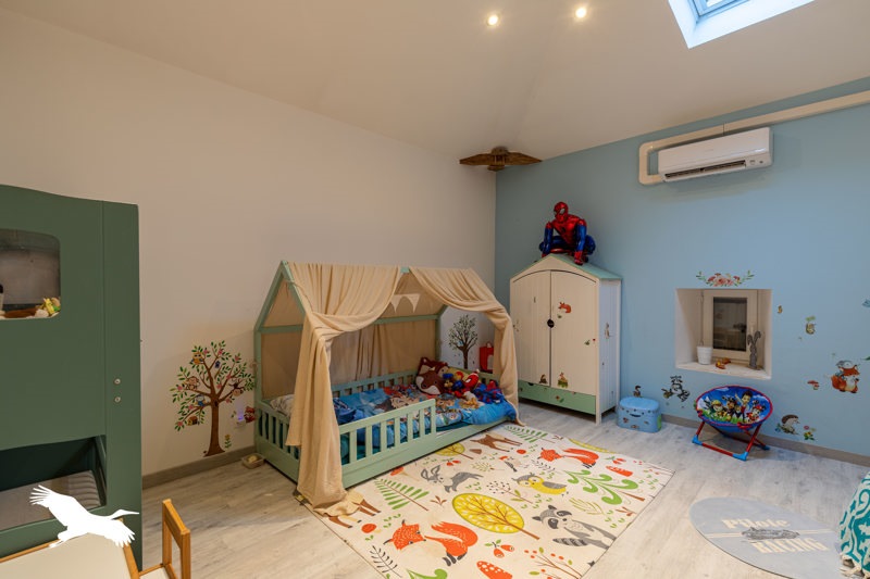 Vente Maison RIVIERES - 7 pièces -160 m² - (16110)