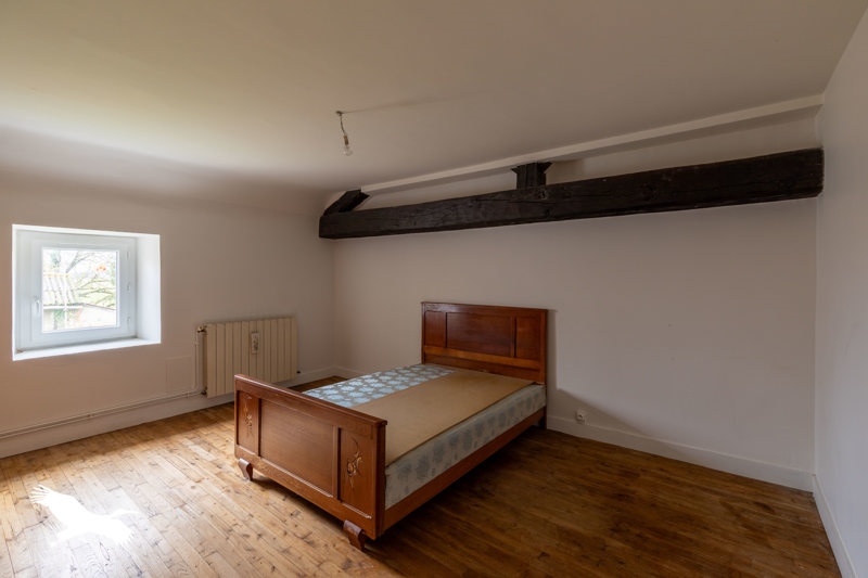 Vente Maison ST SORNIN - 6 pièces -158 m² - (16220)