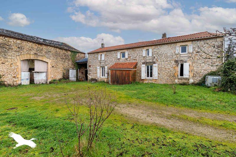 Vente Maison ST SORNIN - 6 pièces -158 m² - (16220)