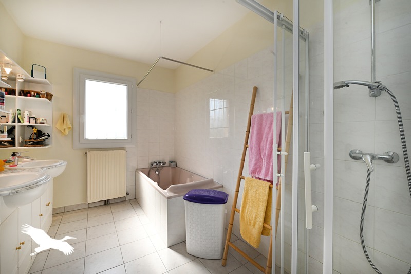 Vente Maison CHASSENEUIL SUR BONNIEURE - 5 pièces -113 m² - (16260)