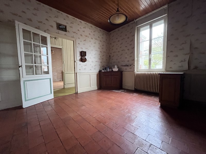 Vente Maison LA ROCHEFOUCAULD EN ANGOUMOIS - 7 pièces -119 m² - (16110)