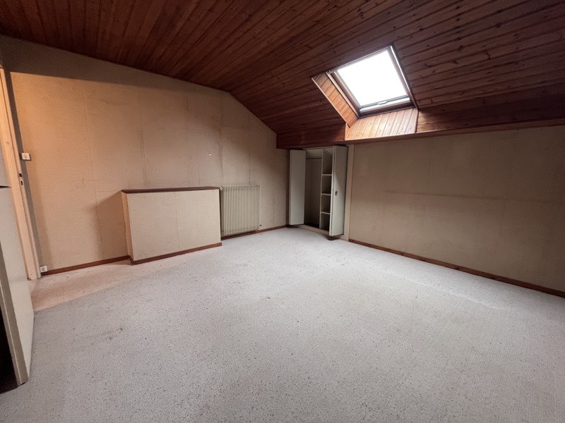 Vente Maison LA ROCHEFOUCAULD EN ANGOUMOIS - 7 pièces -119 m² - (16110)