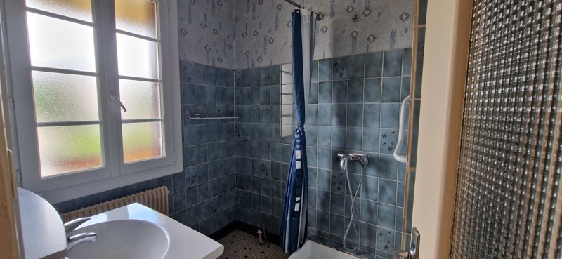 Vente Maison CHASSENEUIL SUR BONNIEURE - 4 pièces -65 m² - (16260)