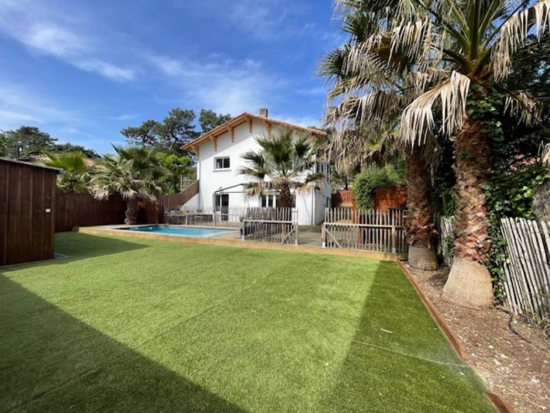 Vente Maison LEGE CAP FERRET - 8 pièces -197 m² - (33950)