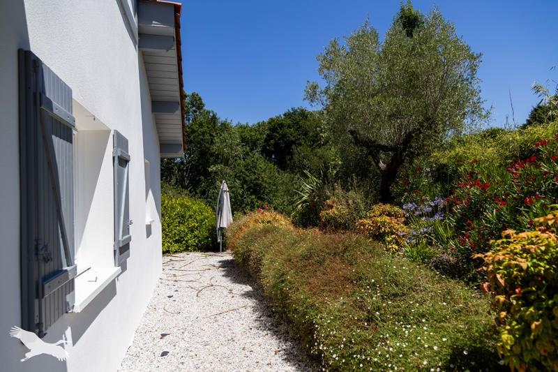 Vente Maison BASSUSSARRY - 5 pièces -117 m² - (64200)