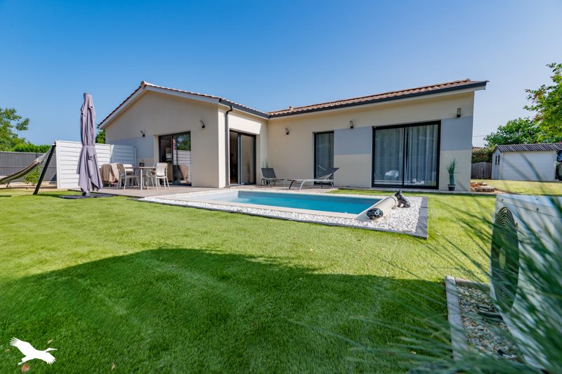 Vente Maison HOURTIN - 4 pièces -105 m² - (33990)