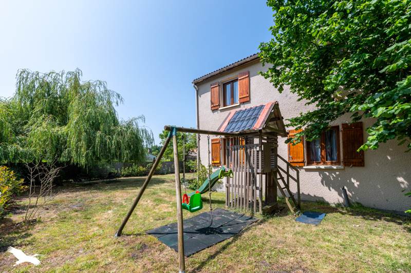 Vente Maison HOURTIN - 4 pièces -91 m² - (33990)