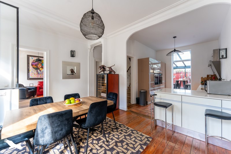 Vente Maison BORDEAUX - 7 pièces -191 m² - (33000)