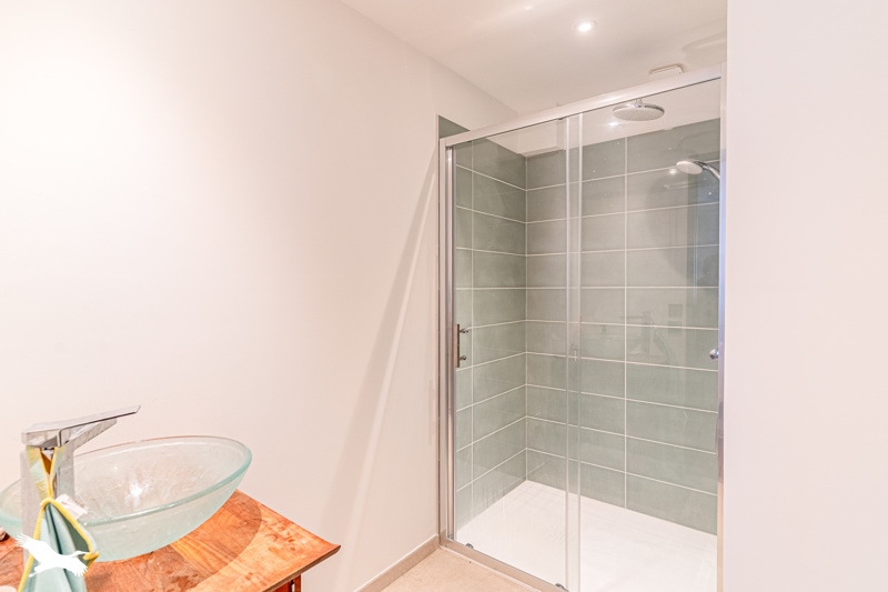 Vente Appartement BORDEAUX - 3 pièces -68 m² - (33000)